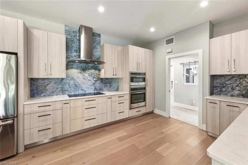 27088 Del LN photo 6