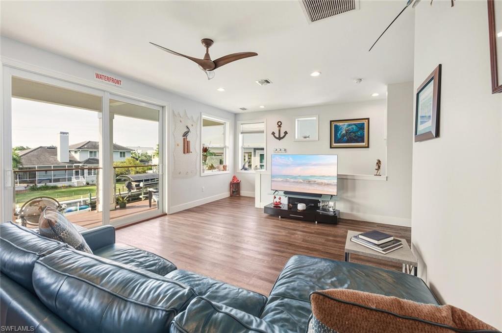 27088 Del LN photo 34