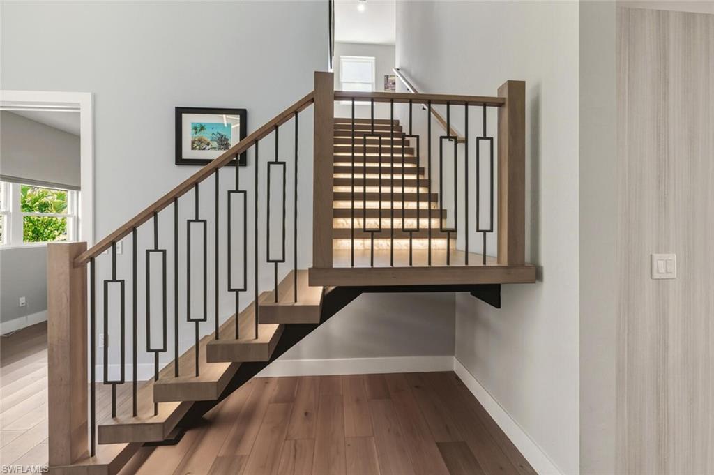 27088 Del LN photo 10