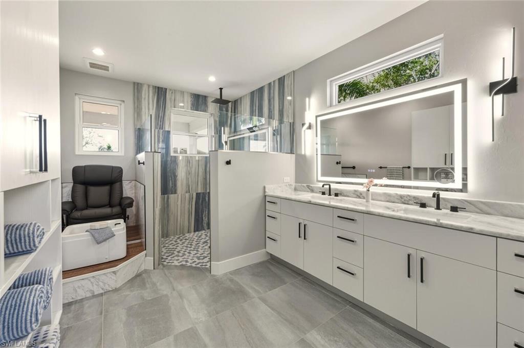 27088 Del LN photo 19