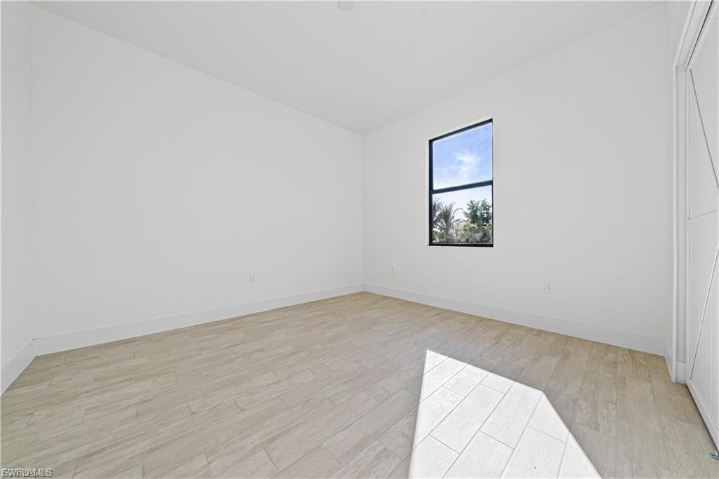 2222 Kenneth AVE S photo 7