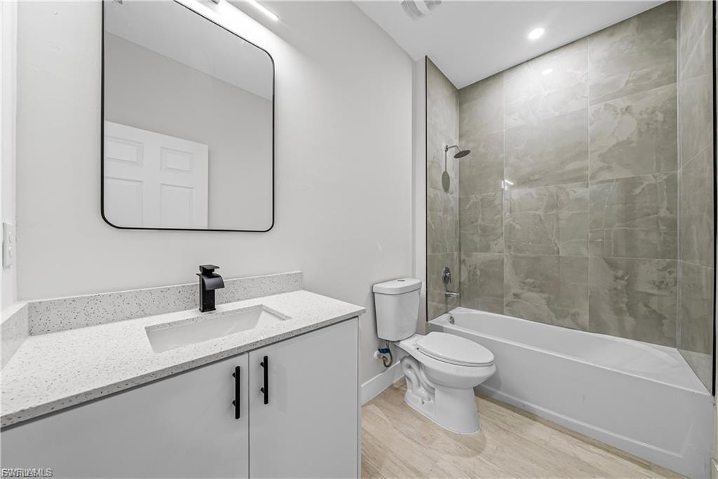 2222 Kenneth AVE S photo 9
