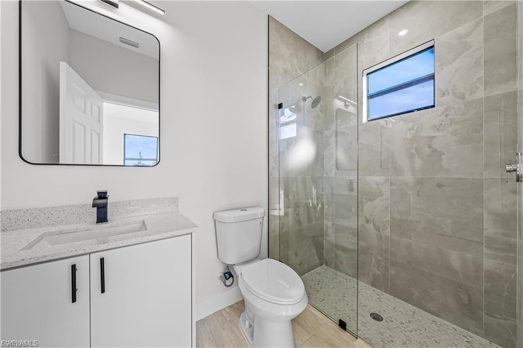 2222 Kenneth AVE S photo 11
