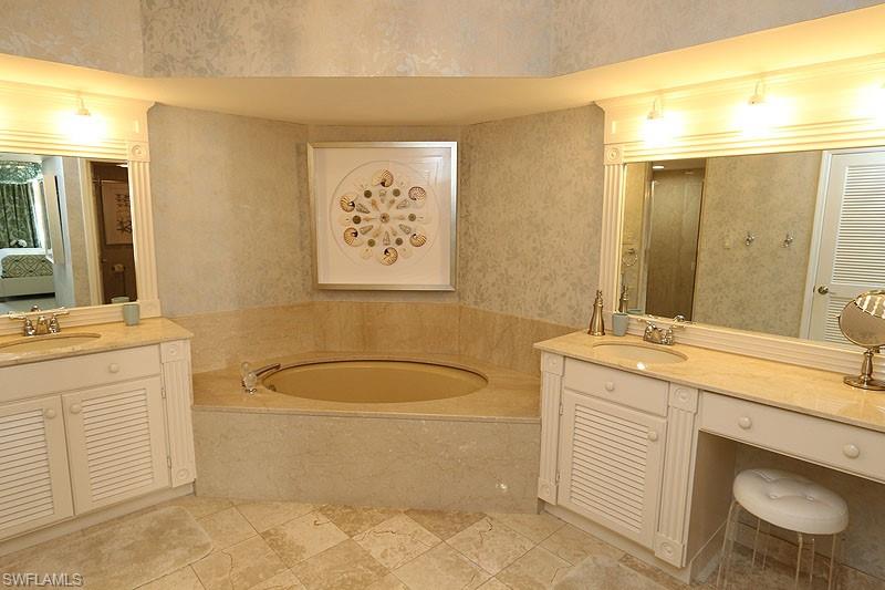 4251 Gulf Shore BLVD N 17A photo 17