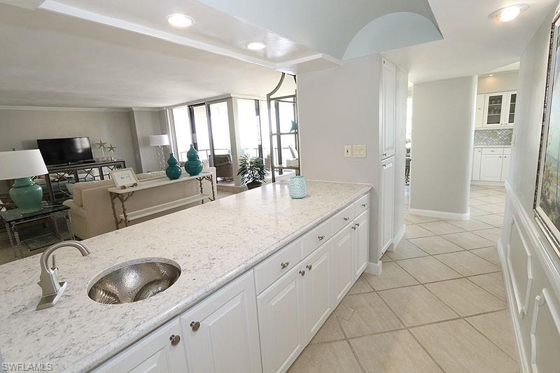 4251 Gulf Shore BLVD N 17A photo 18