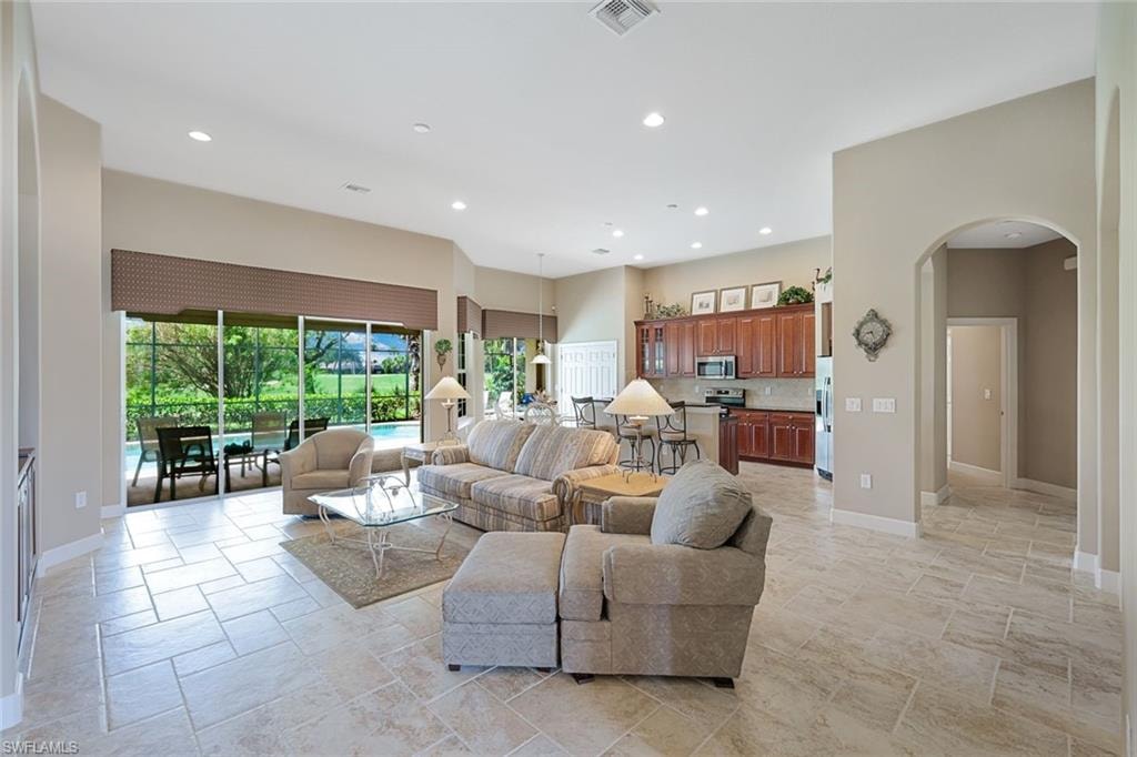 12118 Wicklow LN photo 6