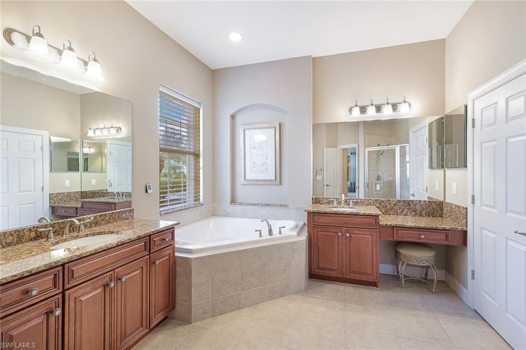Two sinks and soaking tub