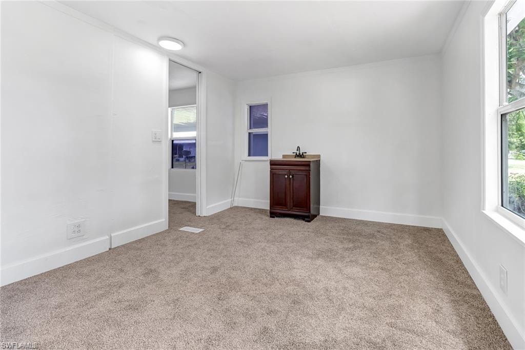2nd Bedroom with a lot of nature light.