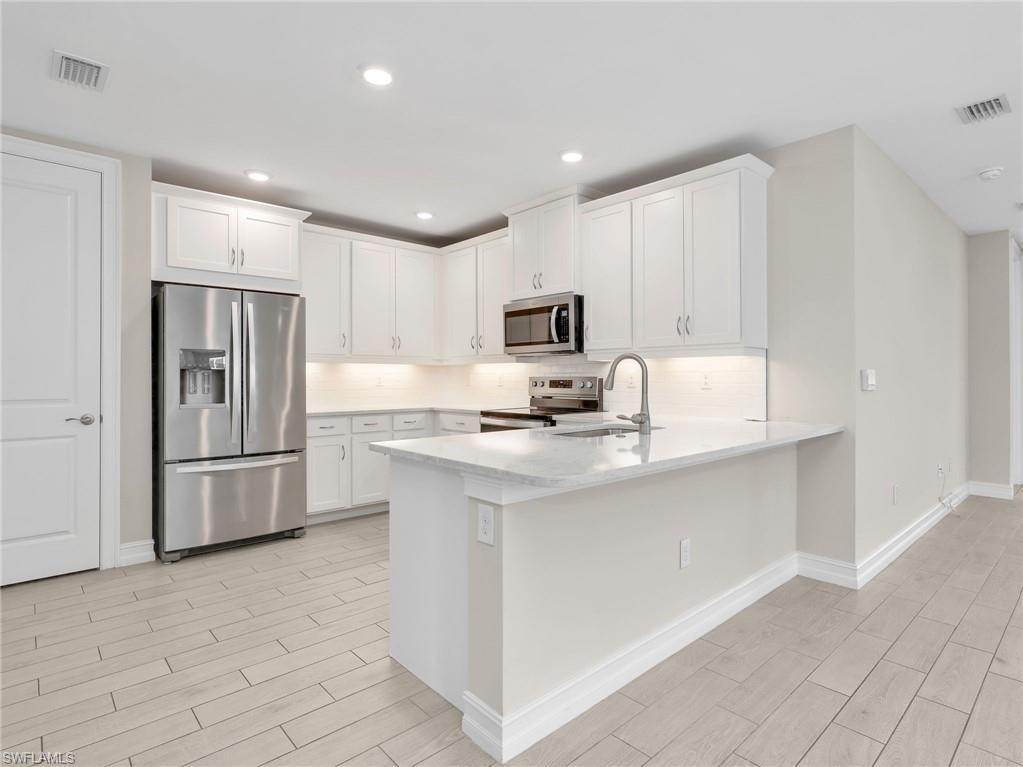 21904 Milan Villas LN photo 9