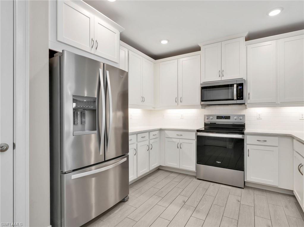 21904 Milan Villas LN photo 11