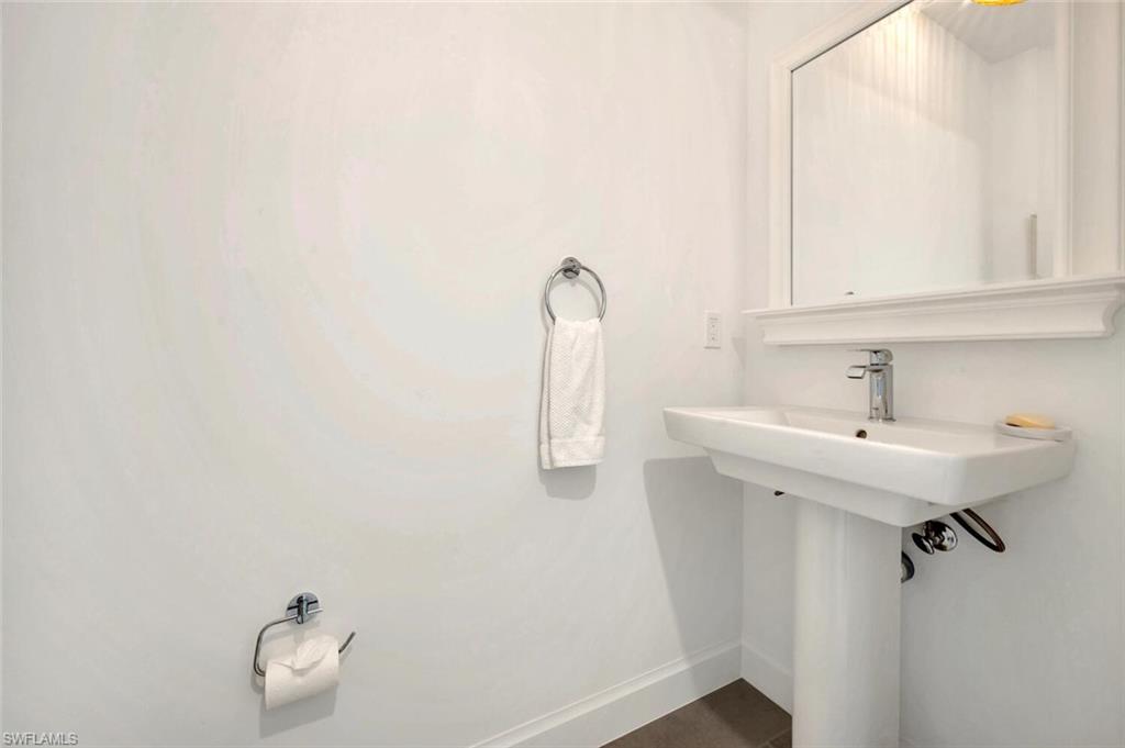 1125 Central AVE 477 photo 14