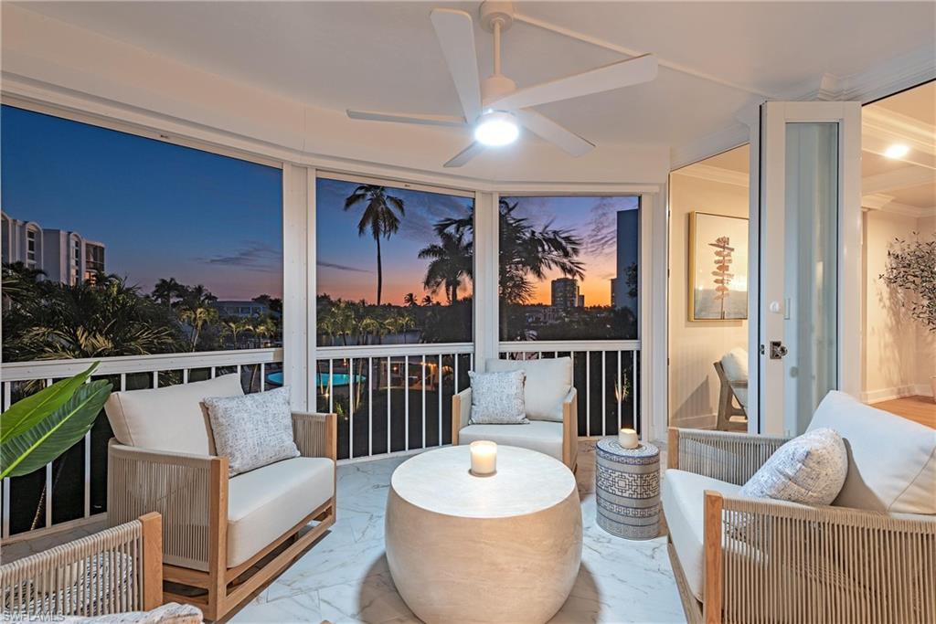 400 Park Shore DR 304