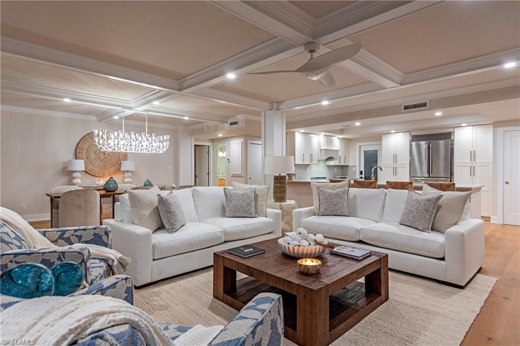 400 Park Shore DR 304