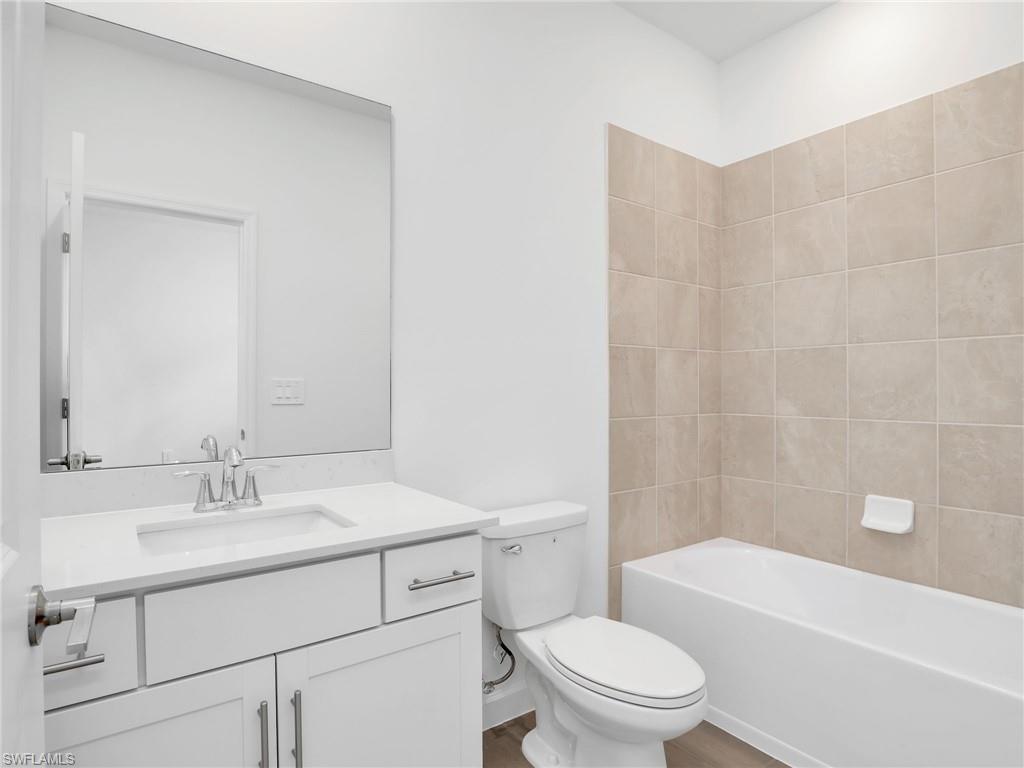 19228 Gentry PL photo 24