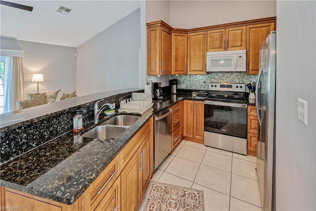 10839 Sea Coral CT photo 7