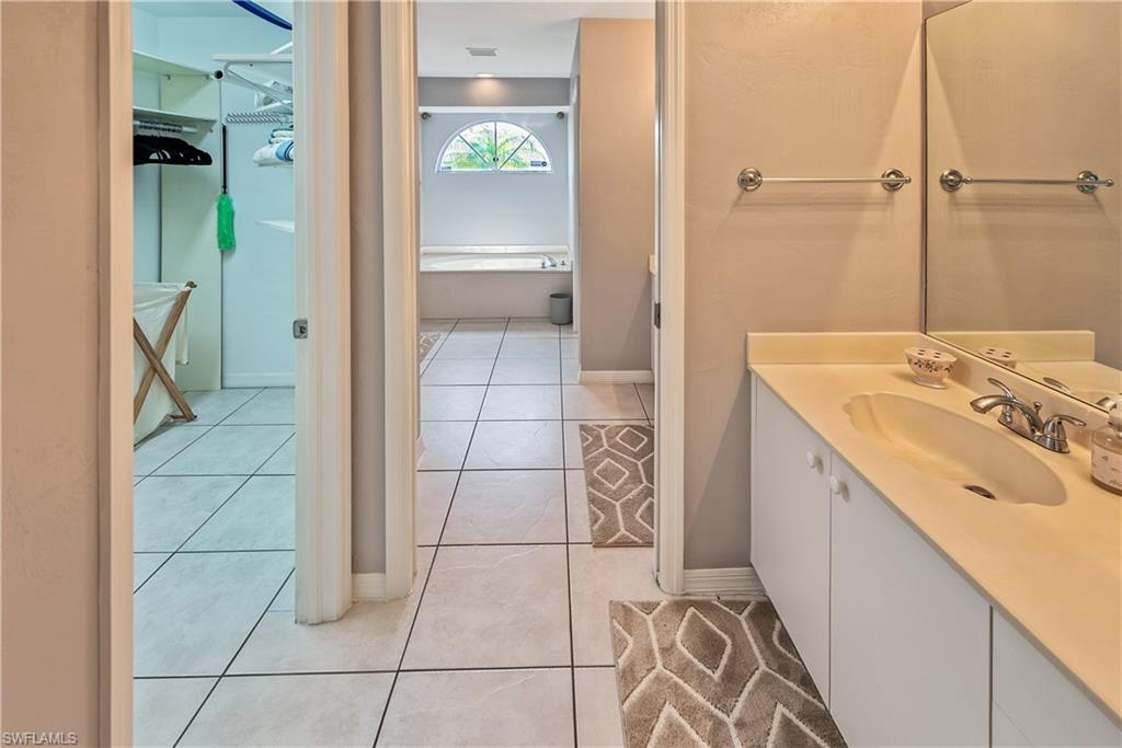 10839 Sea Coral CT photo 15