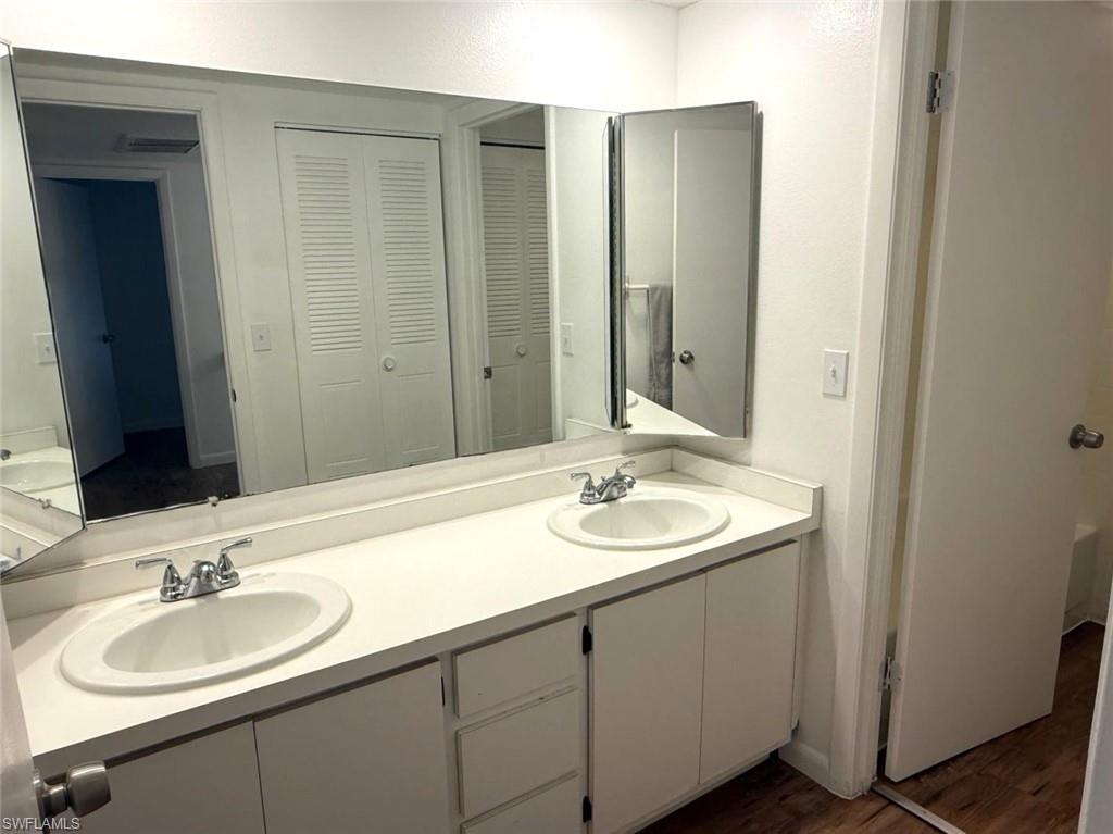1406 Park Shore CIR 3 photo 13