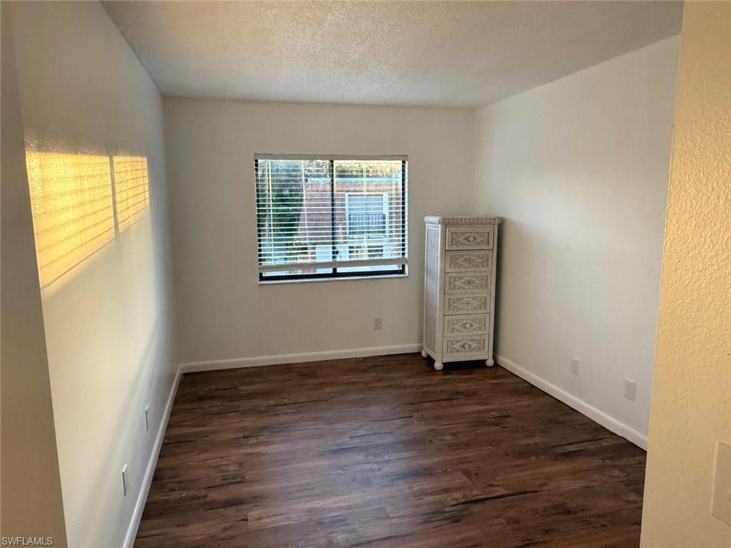 1406 Park Shore CIR 3 photo 14