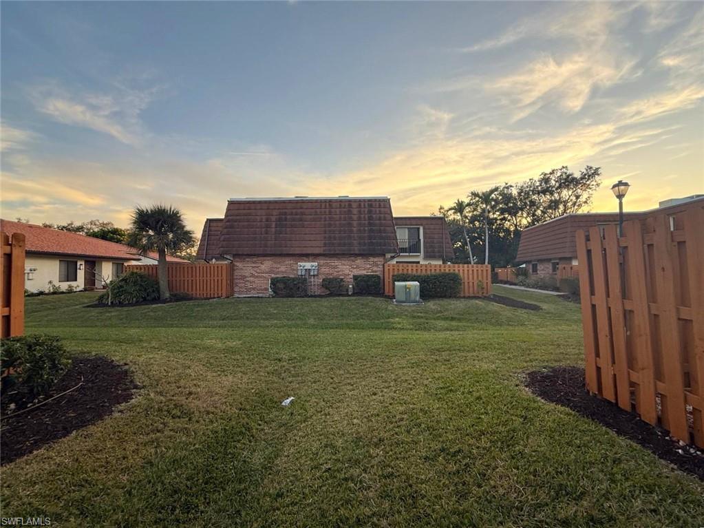 1406 Park Shore CIR 3 photo 21