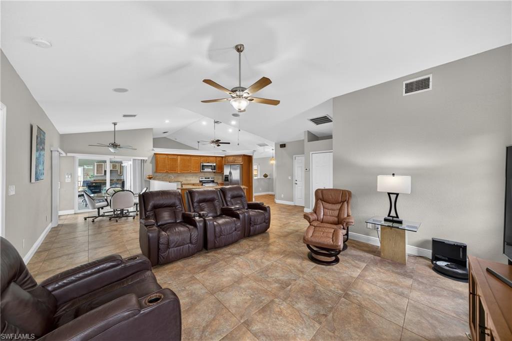 4933 Seville CT