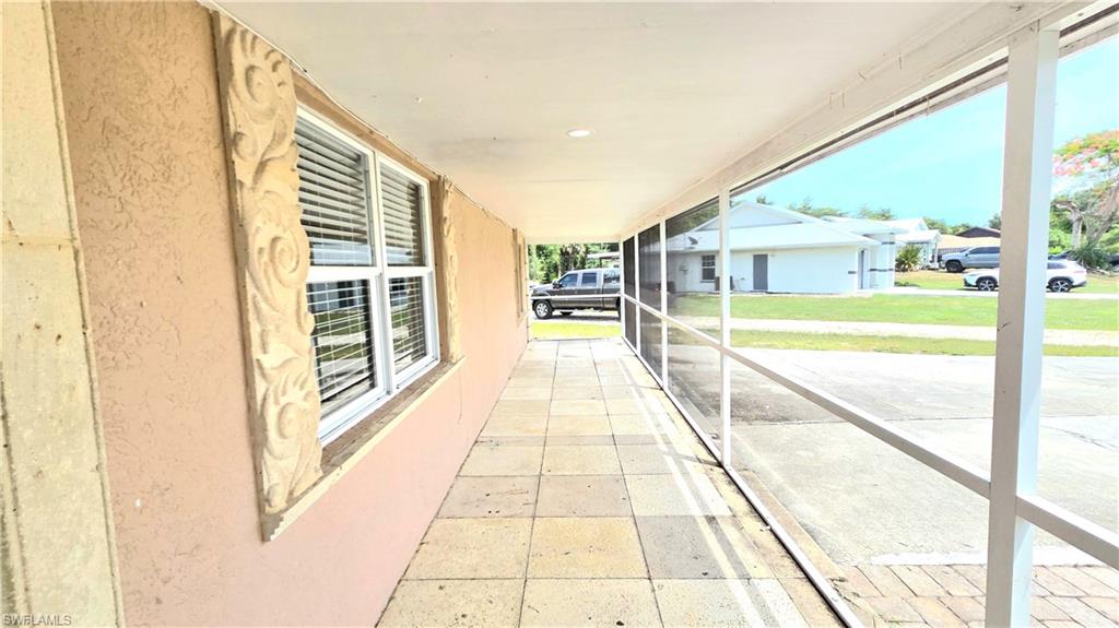Screened front Lanai