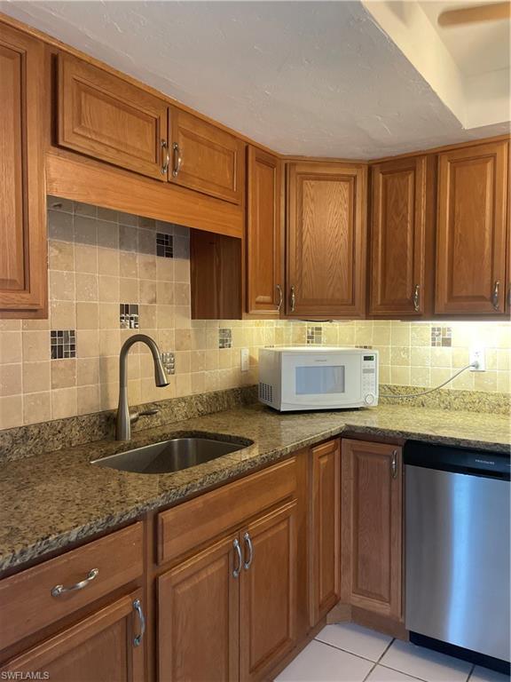 3704 Broadway 318 photo 10