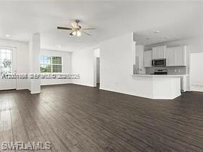 209 SE 26th TER photo 17