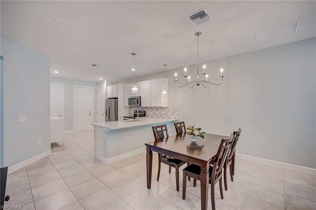 Dining & Kitchen