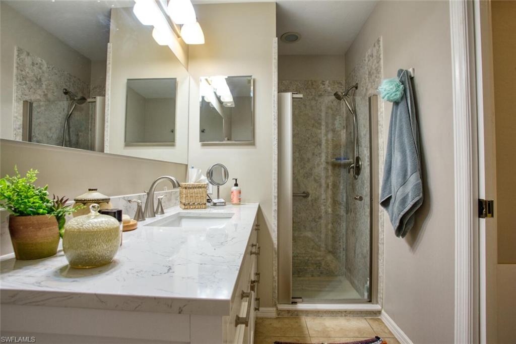 8076 Queen Palm LN 416 photo 11