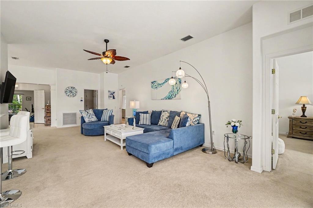 10021 Colonial Country Club BLVD photo 8