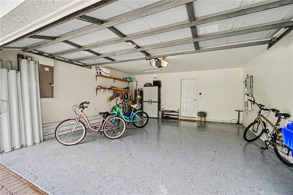 10021 Colonial Country Club BLVD photo 25
