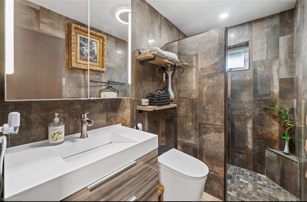 38 Willoughby DR photo 43