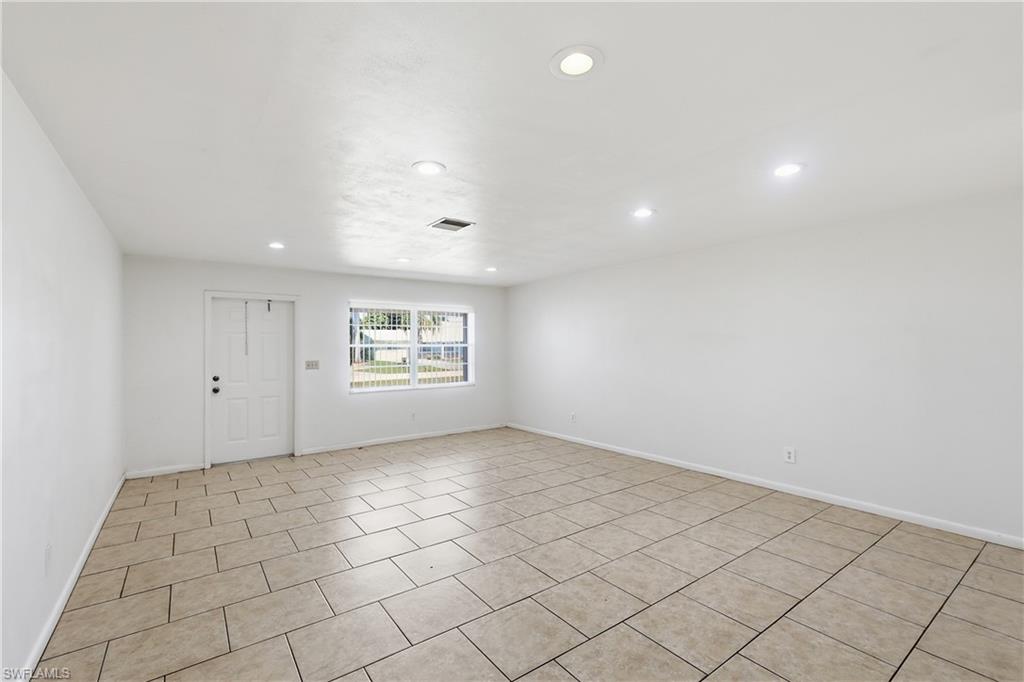 4913 Viceroy ST photo 6