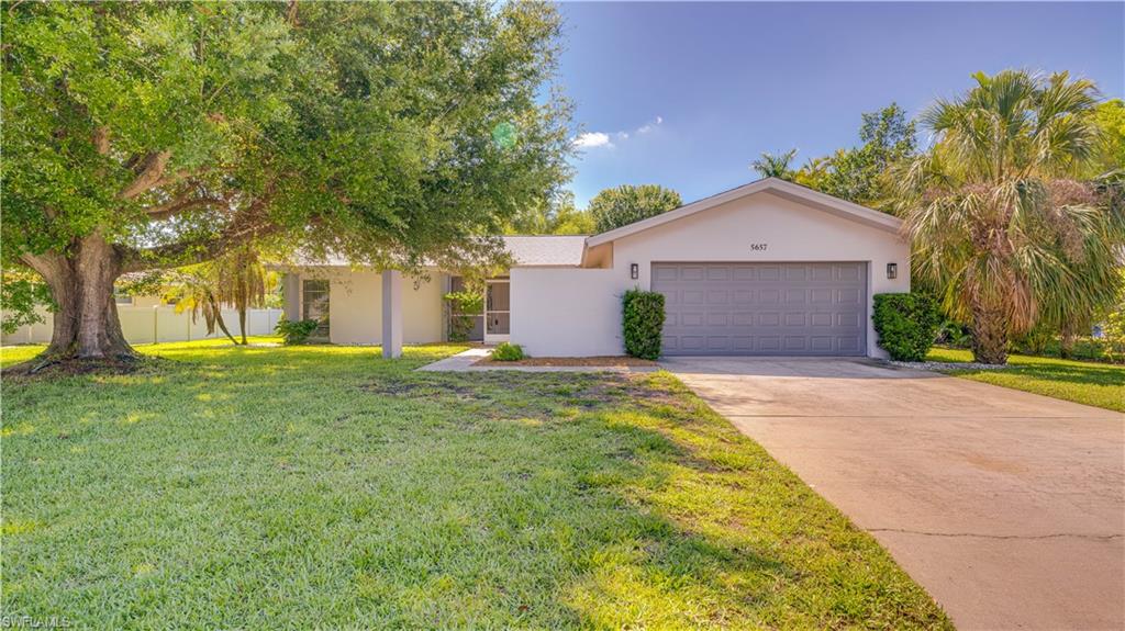 Welcome Home! 5657 Eichen Dr. Fort Myers, FL 33919