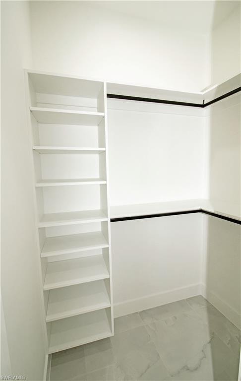 Closet main bedroom