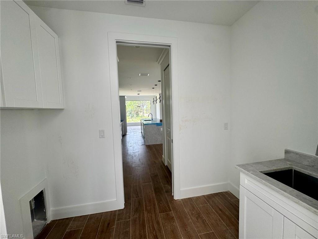 2741 41st AVE NE photo 11