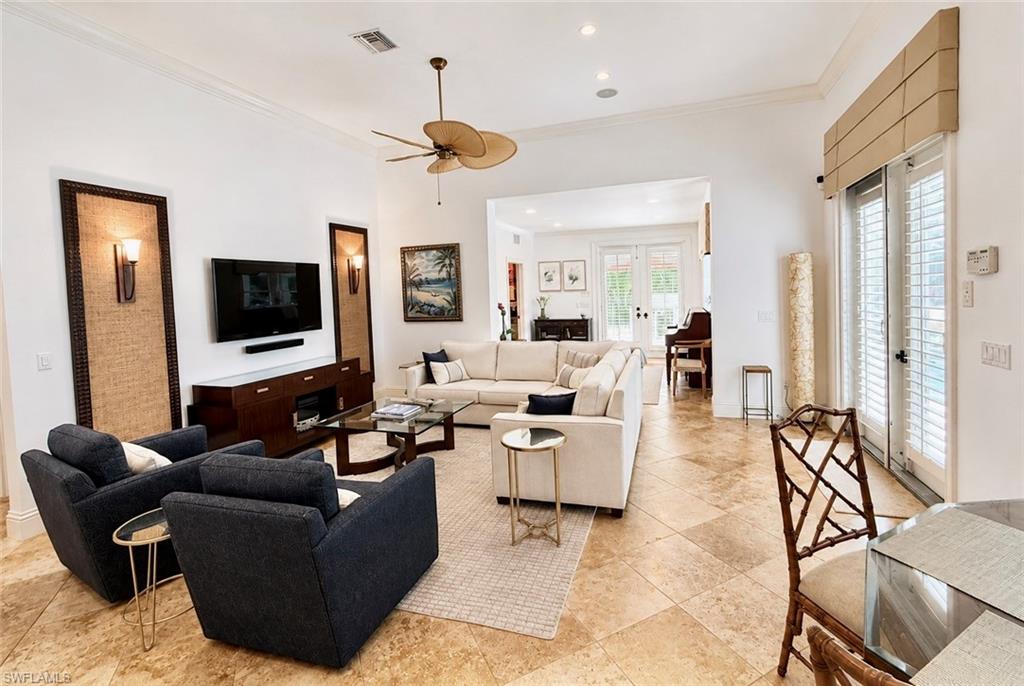 2056 Mission DR photo 12