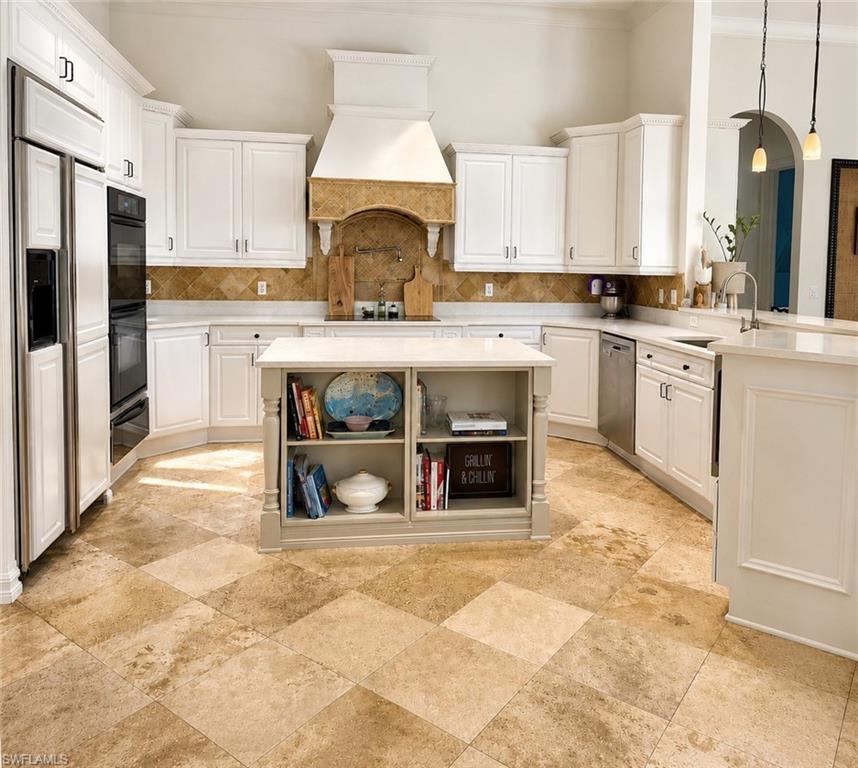 2056 Mission DR photo 8