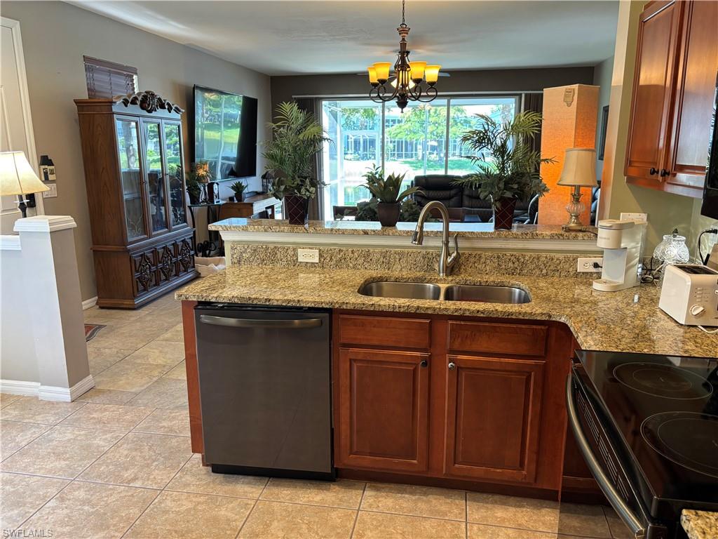 8271 Village Edge CIR 6