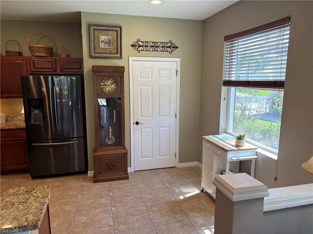 8271 Village Edge CIR 6 photo 8