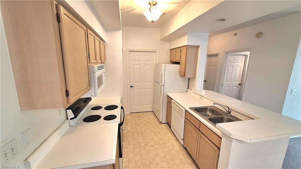 4645 Saint Croix LN 1324 photo 6