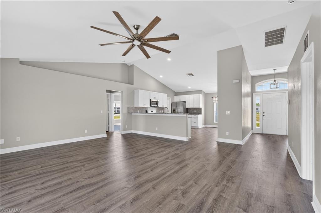 Open Concept Split Bedroom Floor Plan