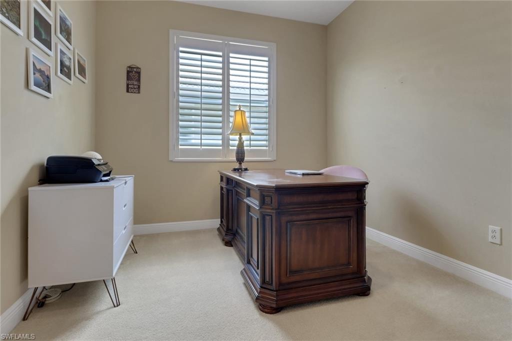 Master en-suite bonus room perfect for office, nursery, or exercise space.