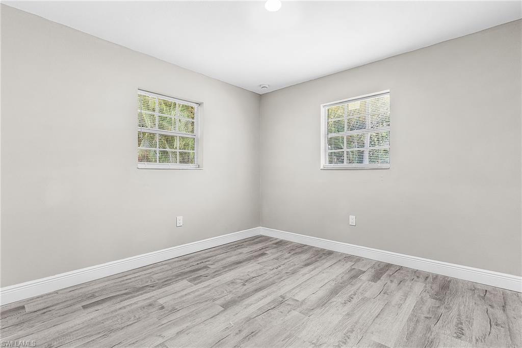 2648 Michigan AVE photo 24