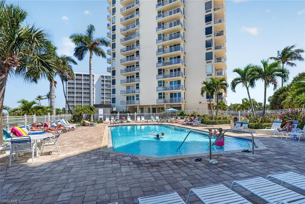 7330 Estero BLVD 702 photo 28