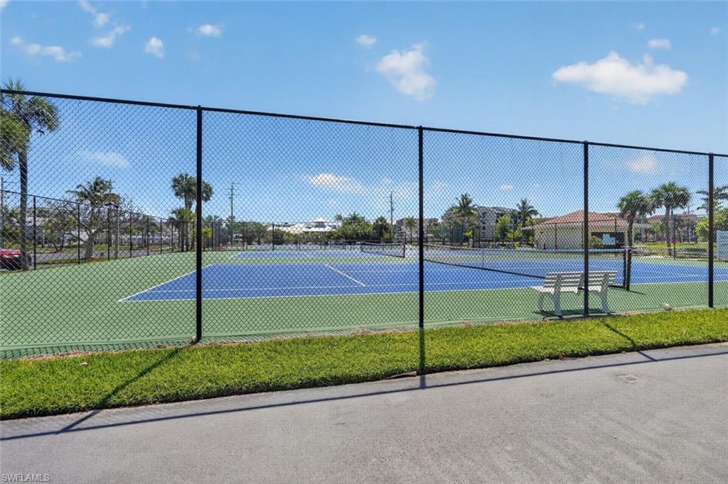 7330 Estero BLVD 702 photo 25