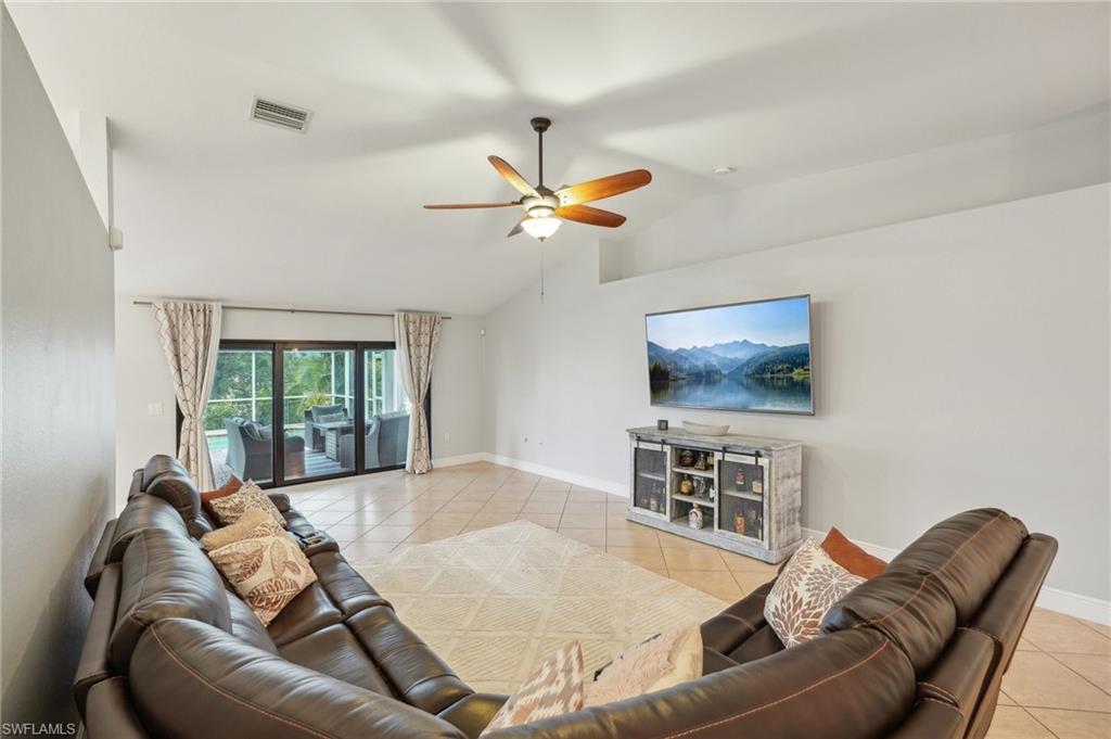 3717 Agualinda BLVD photo 10