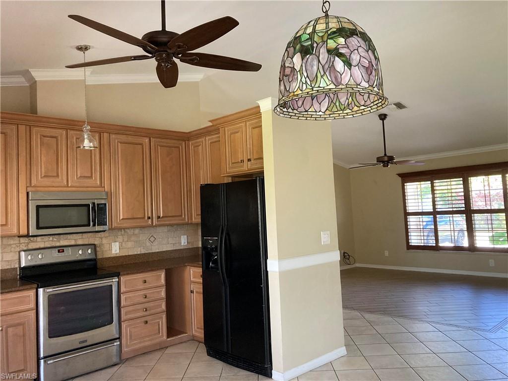 5232 Raintree LN photo 16