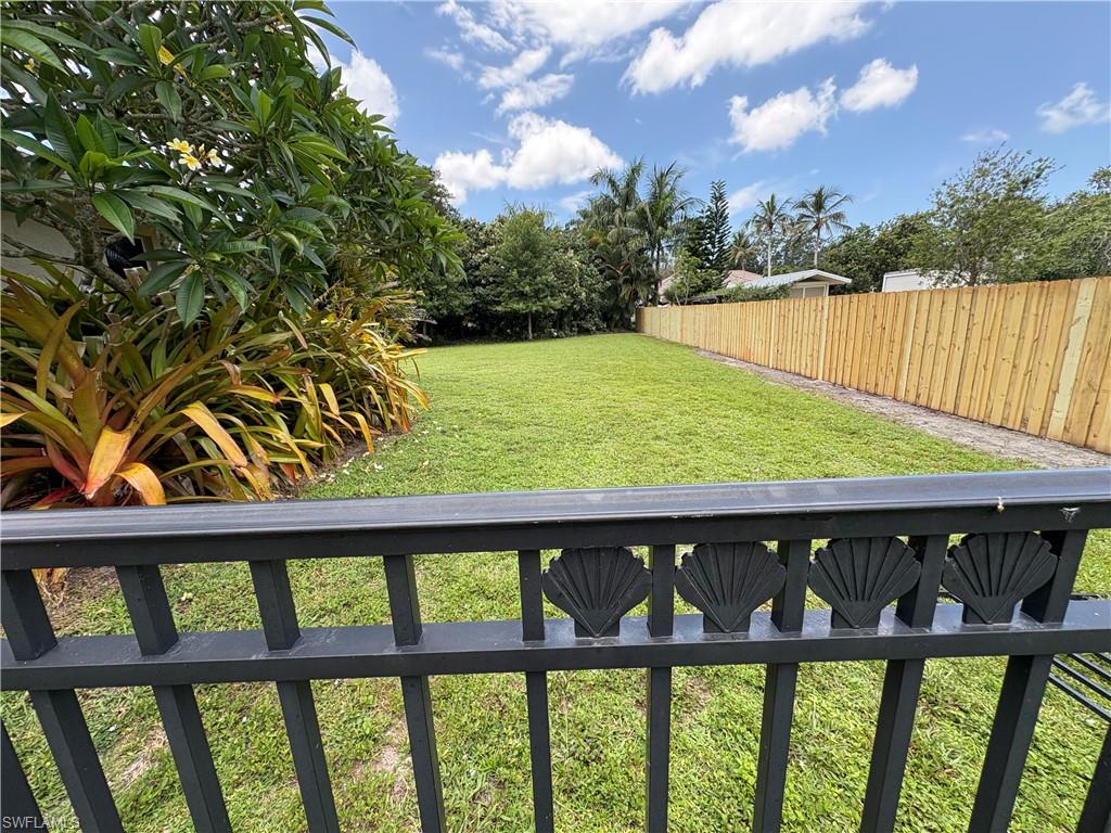 5232 Raintree LN photo 43