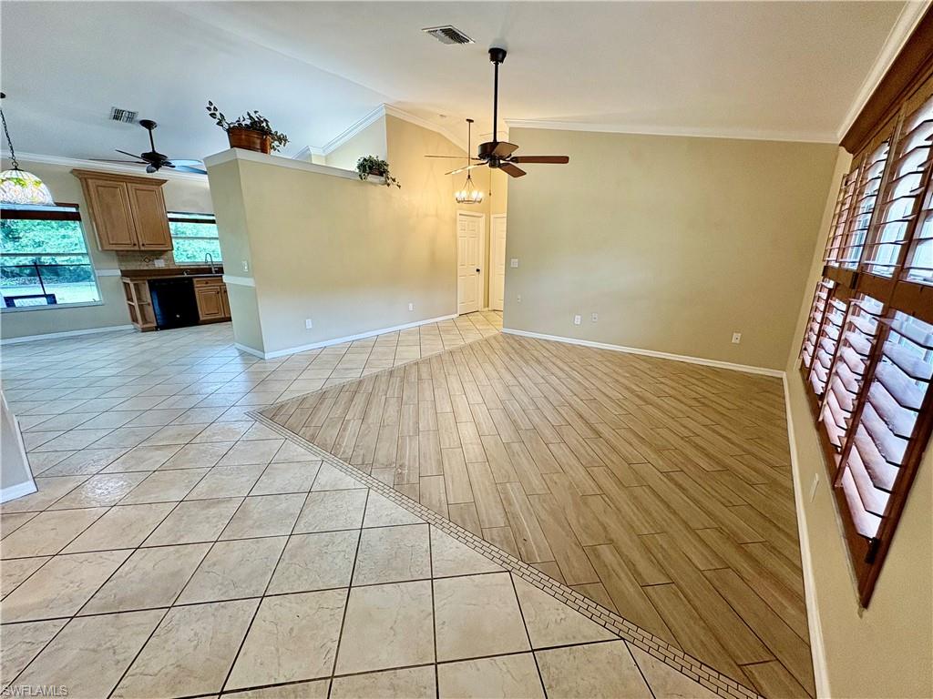 5232 Raintree LN photo 15
